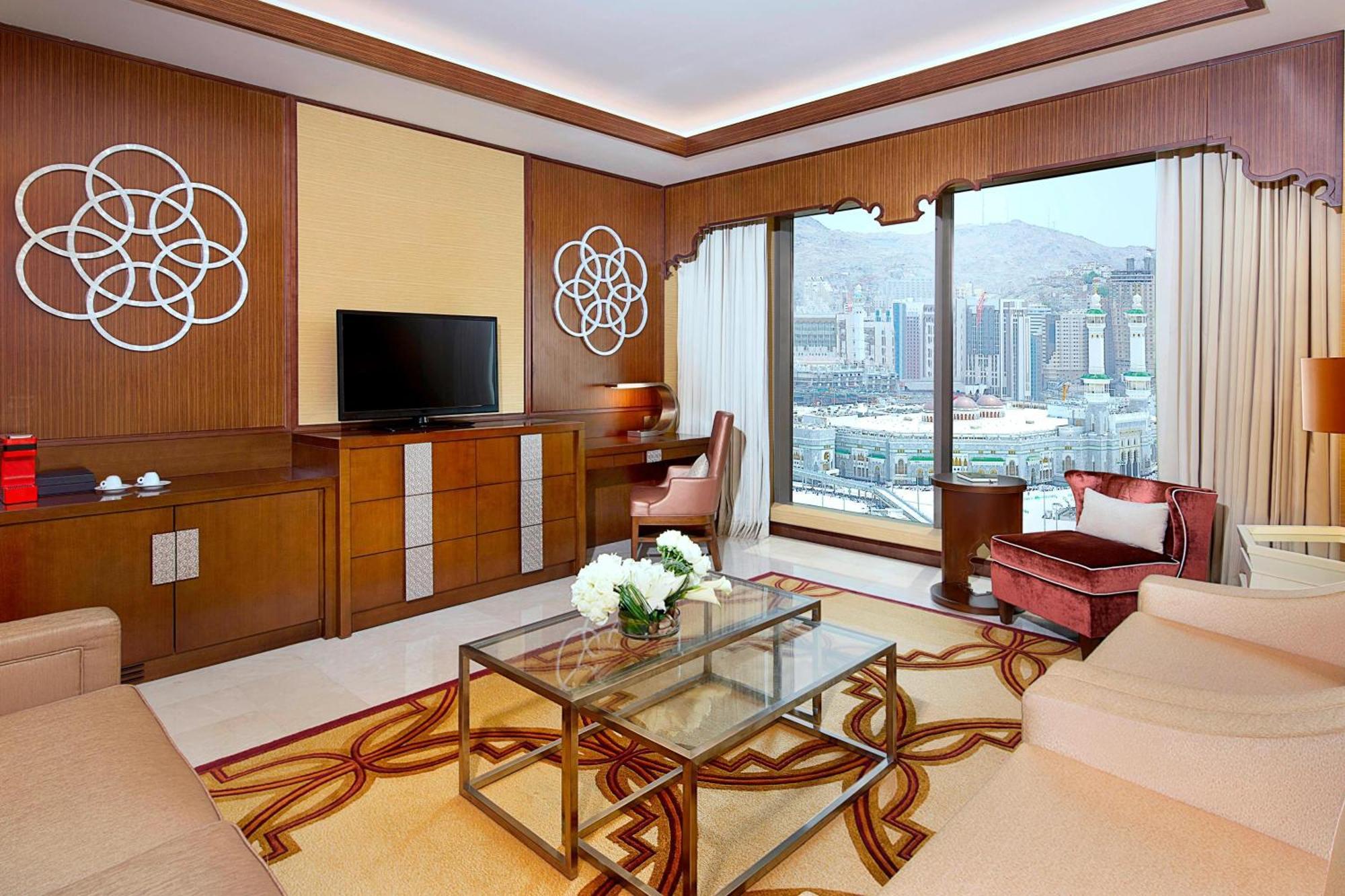 Jabal Omar Marriott Hotel Makkah Mecca Exterior photo A suite at the Conrad Hong Kong